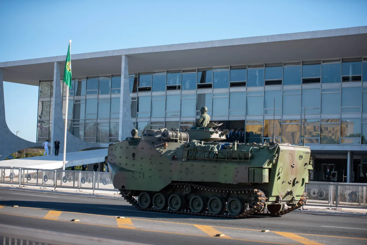 Forças Armadas reforçam segurança em 8 estados no 1º turno